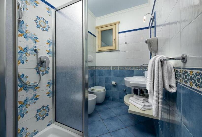 اتاق استاندارد چهار تخته, Albert Rooms & Breakfast