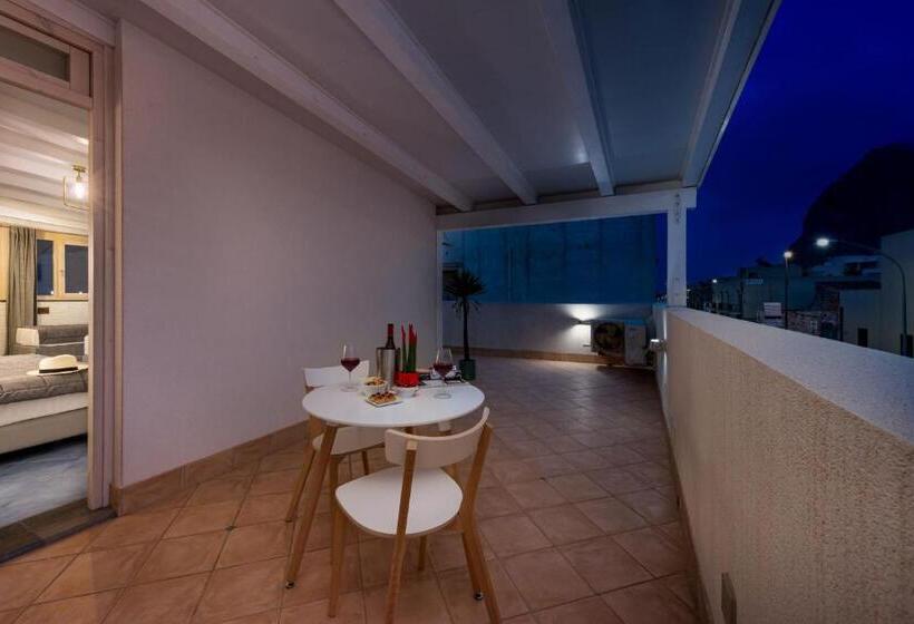 اتاق استاندارد چهار تخته, Albert Rooms & Breakfast