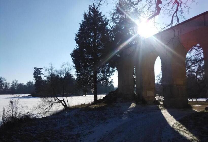 １ベッドルームドゥプレックスアパートメント, Chalupka