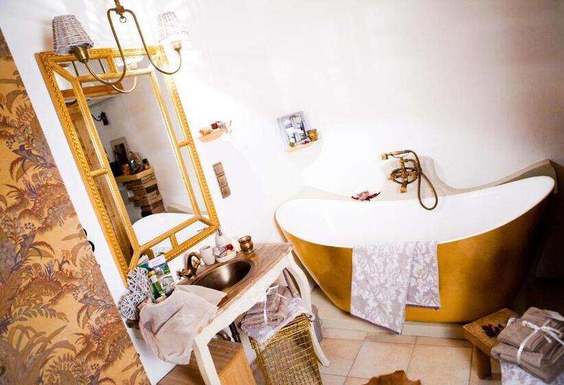 Апартаменты 1 Спальня с Балконом, Cottagenumber9