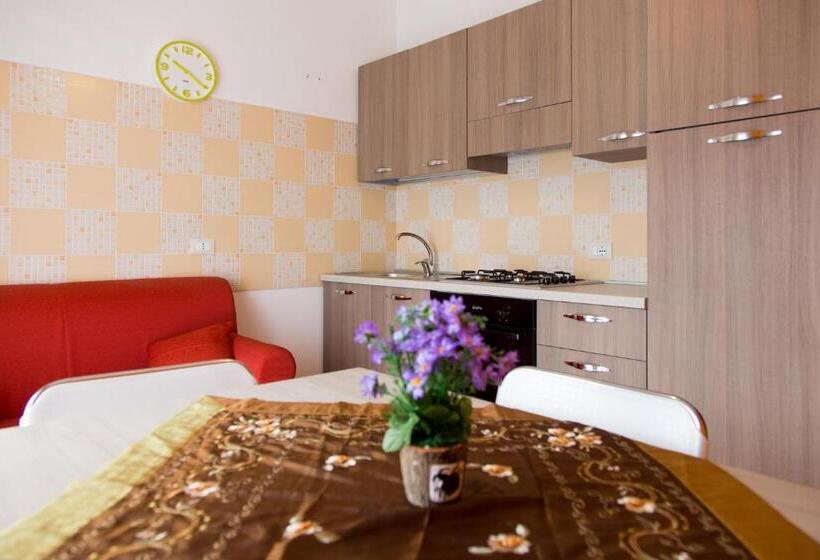 חדר דלוקס, Licata Mare