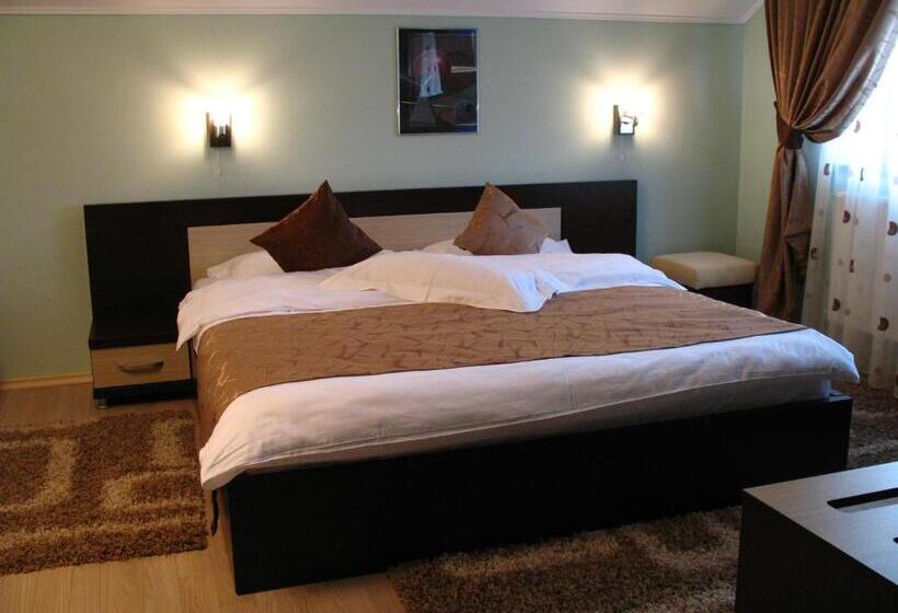 חדר סטנדרט עם מיטת קינג, Sun House