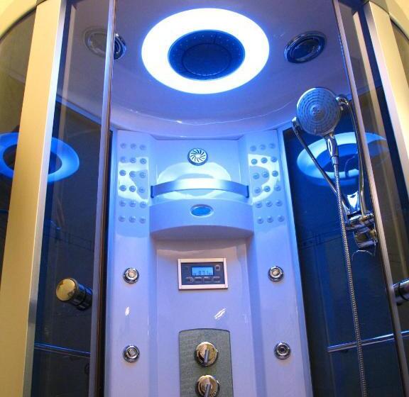 חדר סטנדרט עם מיטת קינג, Sun House