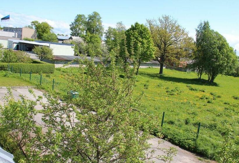 مجموعه ویستا شهر, Sunrise Majutus