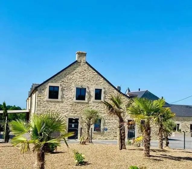 スタンダードスタジオ, Domaine De Kerbillec