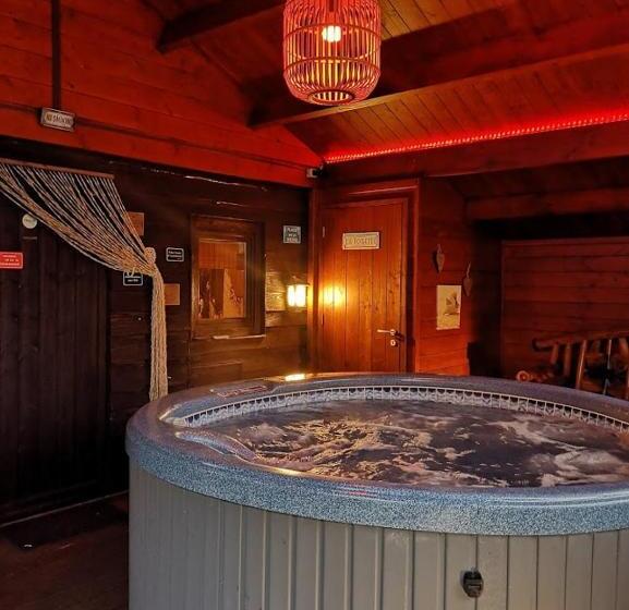 스탠다드 자쿠지 룸, Het Filipijns Slaaphuisje