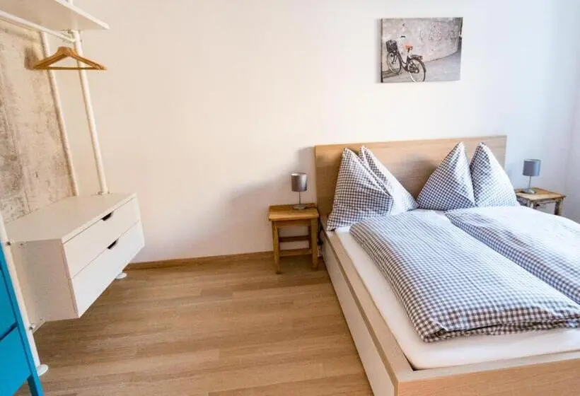 3 Schlafzimmer Apartment, Fleischerei Apartments, Cafe & Weinbar