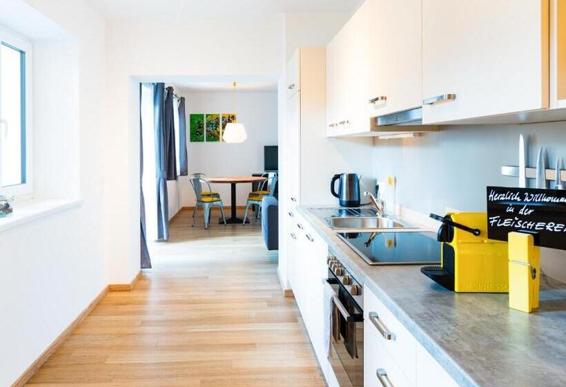 Апартаменты 2 Спальни, Fleischerei   Apartments, Cafe & Weinbar