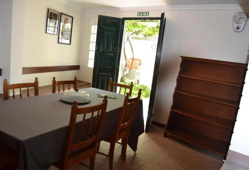 バス共有のスタンダードルーム, Hostel Casal São João