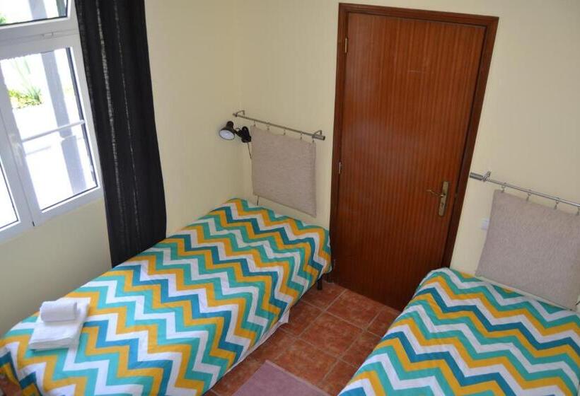 Кровать в Общей Комнате, Hostel Casal São João