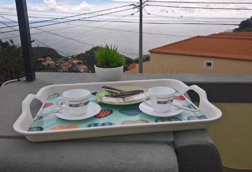 海の見えるスタンダードスタジオ, Hostel Casal São João