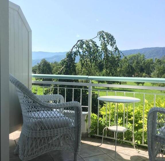 اتاق استاندارد با بالکن, Guest House Vitaja