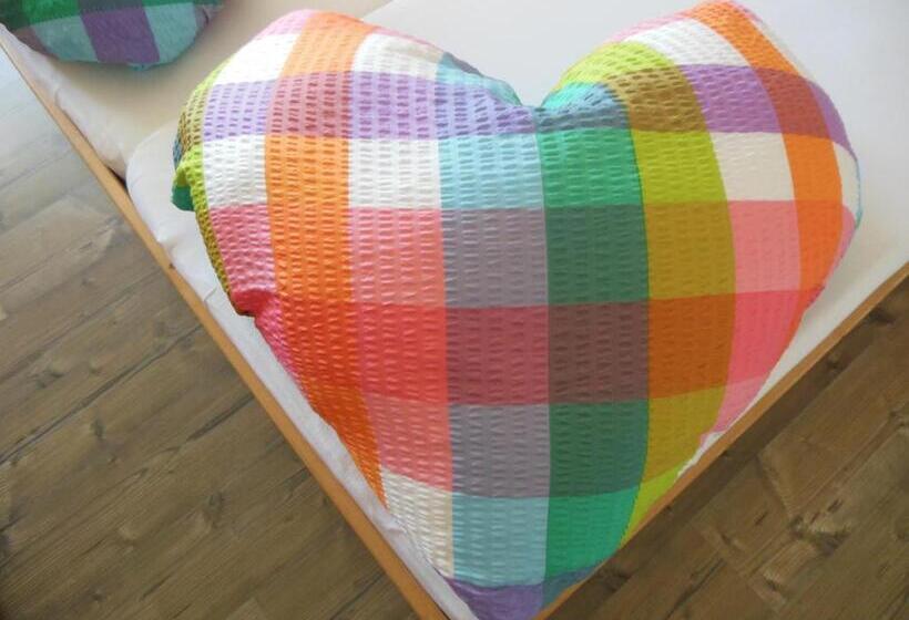 غرفة أساسية ثلاثية, Sonnhof