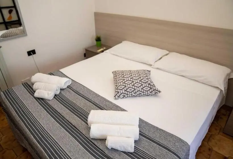 スタンダードルーム, Queen S Bed & Breakfast