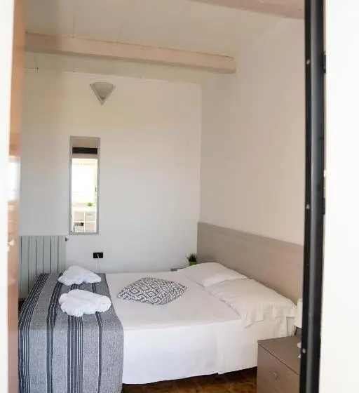 スタンダードルーム, Queen S Bed & Breakfast