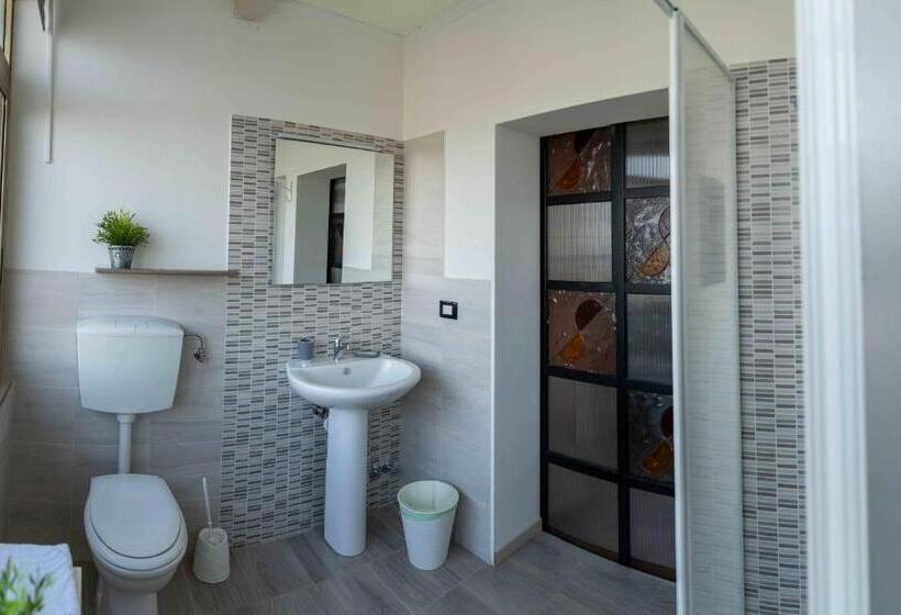 غرفة قياسية, Queen S Bed & Breakfast