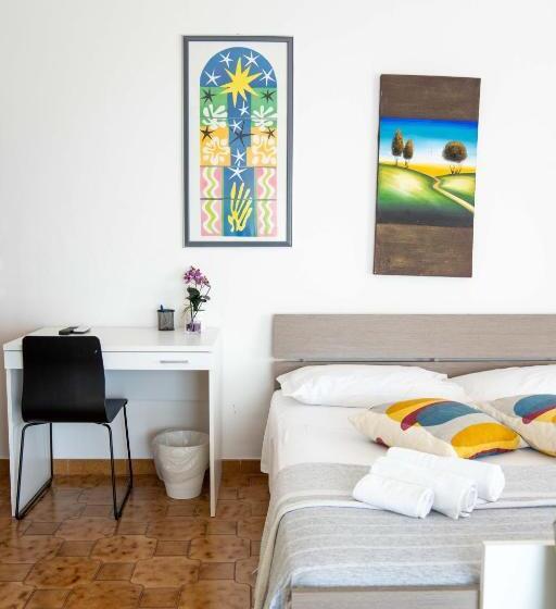 غرفة قياسية رباعية, Queen S Bed & Breakfast