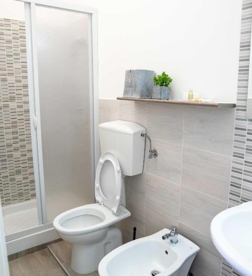 غرفة قياسية رباعية, Queen S Bed & Breakfast