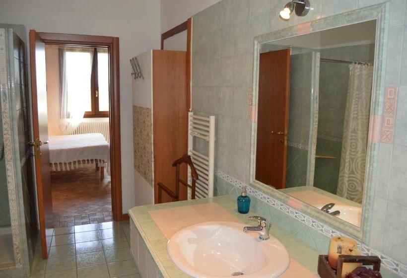 اتاق استاندارد چهار تخته, B&b Da Betta