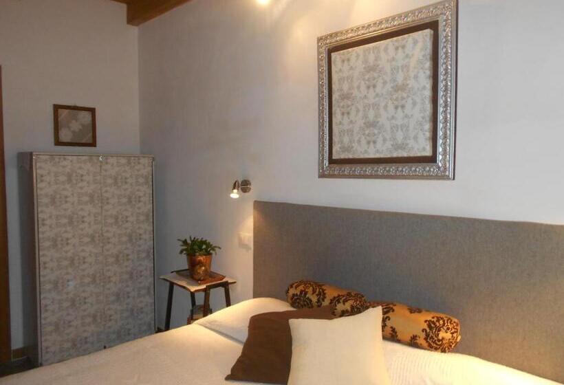 اتاق استاندارد چهار تخته, B&b Da Betta