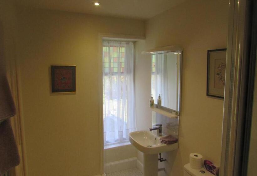 Номер Стандарт Вид на Сад, Strathview