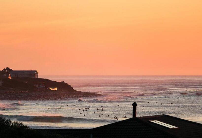 غرفة ديلوكس سرير كينج, The House Of Braganza