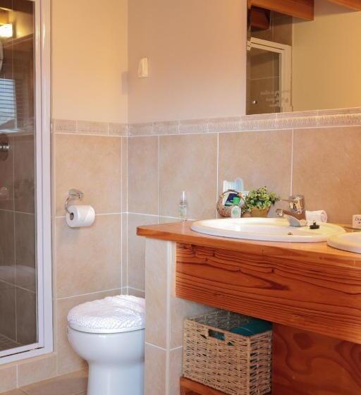 غرفة ديلوكس سرير كينج, The House Of Braganza