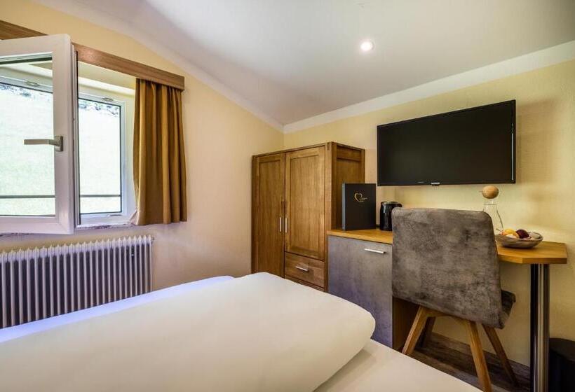 חדר יחיד בסיסי, Der Burgblick Adults Only