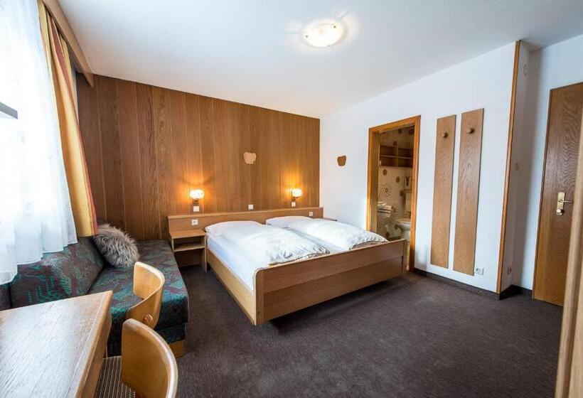 标准三人间, Garni Niederbacher