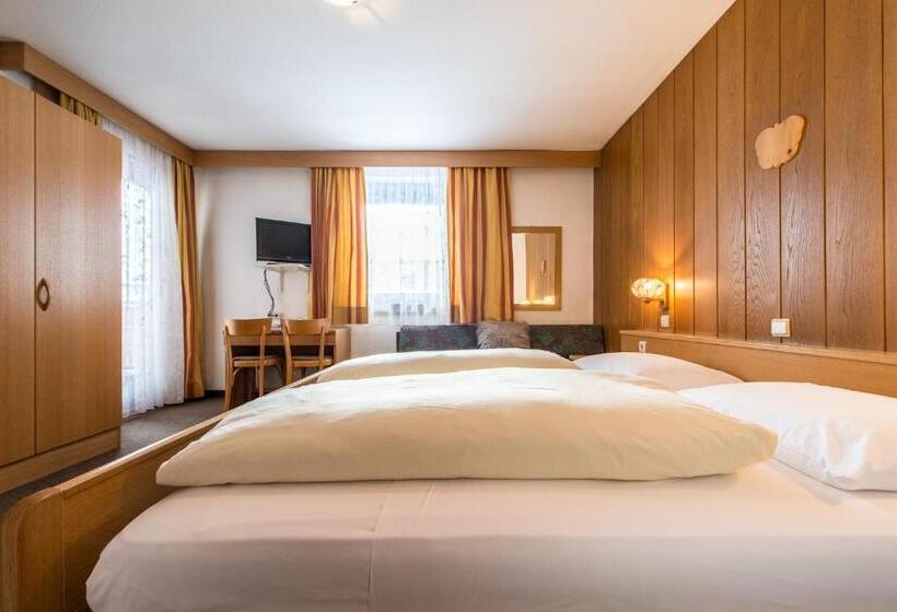 标准三人间, Garni Niederbacher