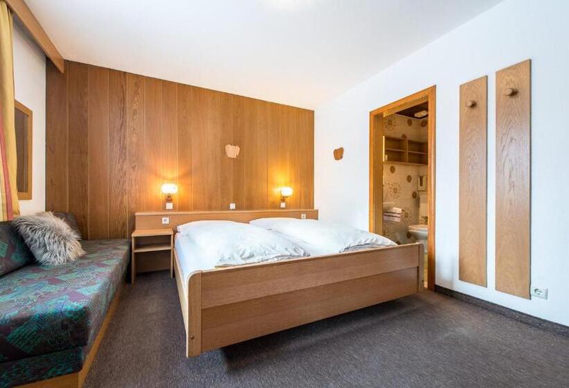 标准三人间, Garni Niederbacher