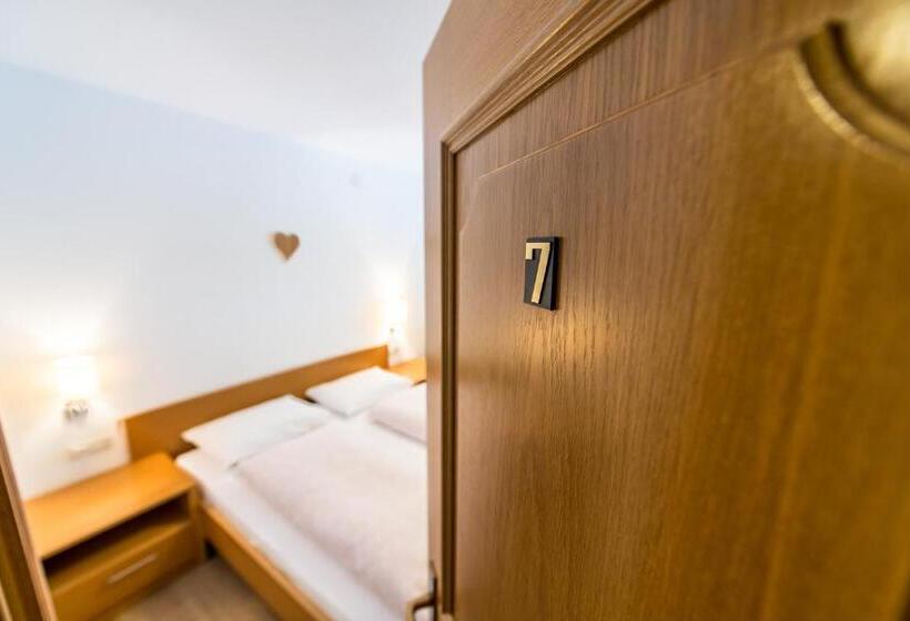 带阳台的豪华间, Garni Niederbacher