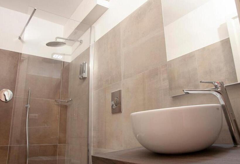 غرفة ديلوكس, Valesmeralda Boutique Rooms