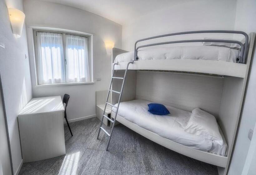 Апартаменты 1 Спальня, Rainbow Holiday Apartments Lake Como