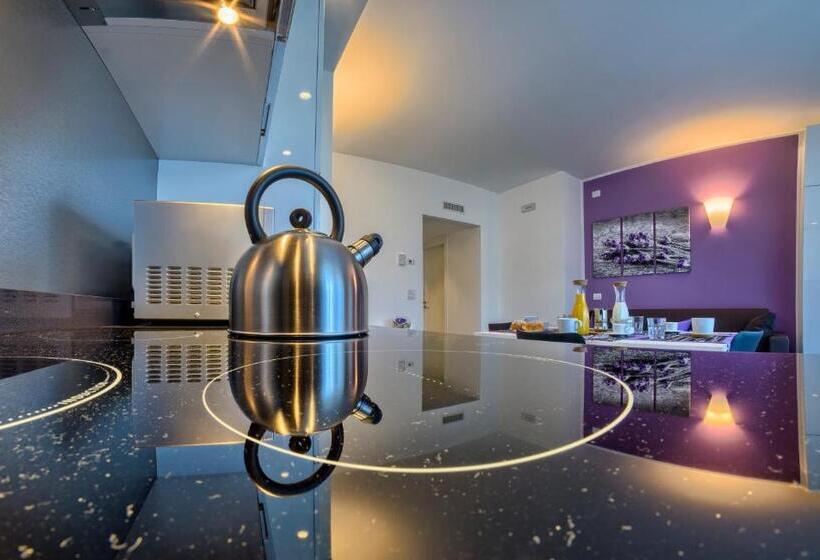 Апартаменты 1 Спальня, Rainbow Holiday Apartments Lake Como