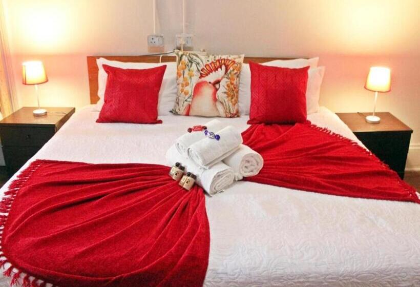 غرفة عائلية, Bun Clody Manor   Guest House & Coffee Shop