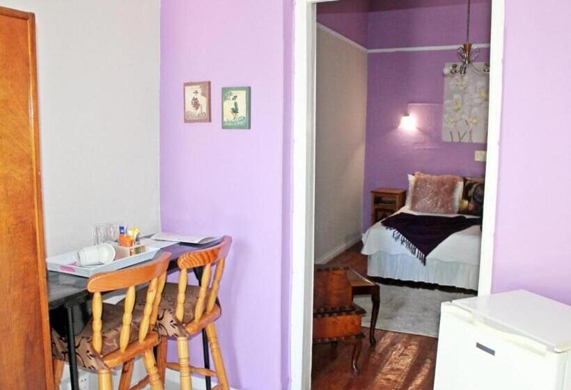 غرفة قياسية سرير كينج, Bun Clody Manor   Guest House & Coffee Shop