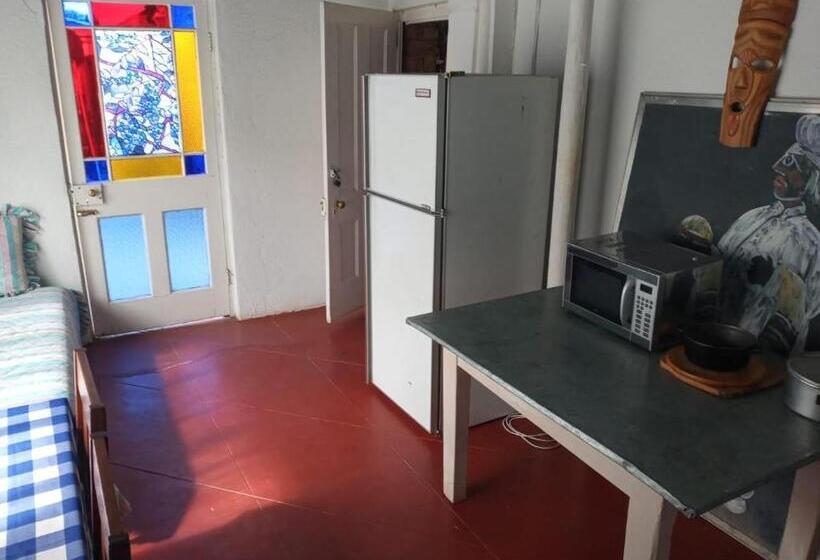 غرفة عائلية, Bun Clody Manor   Guest House & Coffee Shop