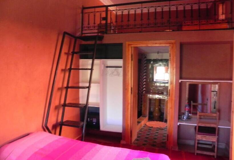 اتاق لوکس خانوادگی, Kasbah Petit Nomade