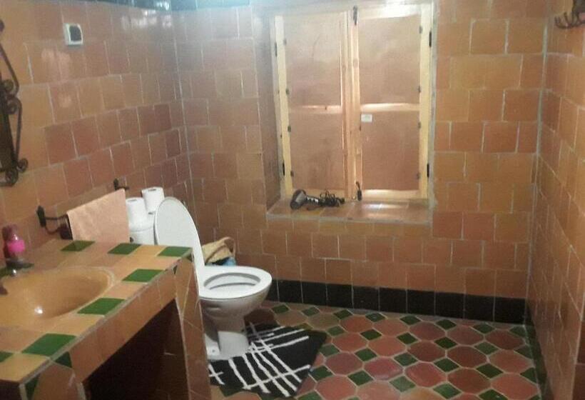 اتاق لوکس خانوادگی, Kasbah Petit Nomade