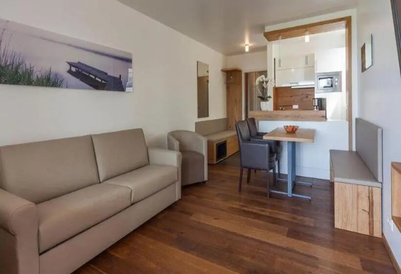 バルコニー付２ベッドルームアパートメント, Gasthaus Seeblick