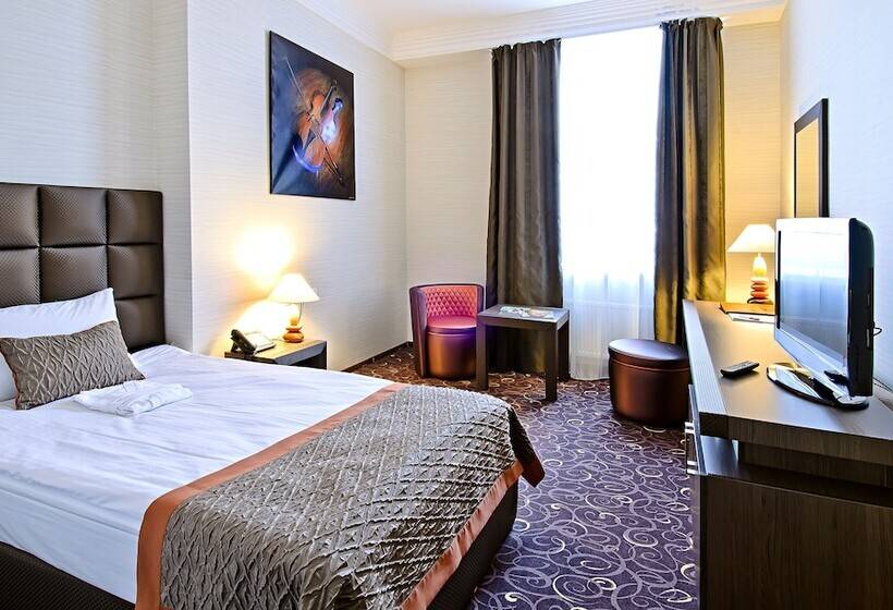 اتاق استاندارد یک نفره, Alfavito Kyiv