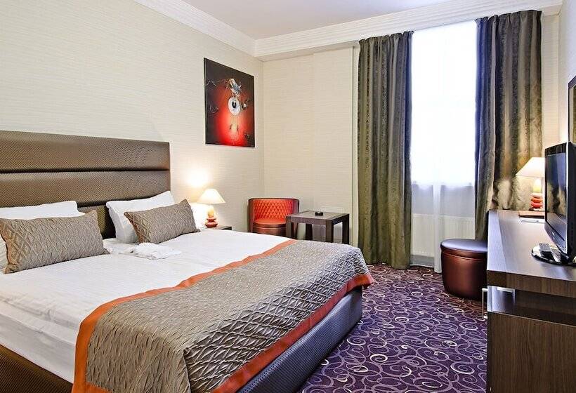 اتاق استاندارد, Alfavito Kyiv