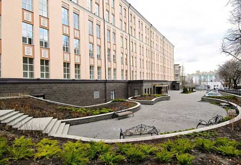 اتاق سوپریور, Alfavito Kyiv