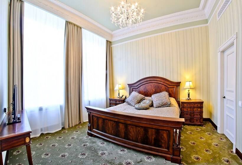 سوییت اجرایی, Alfavito Kyiv