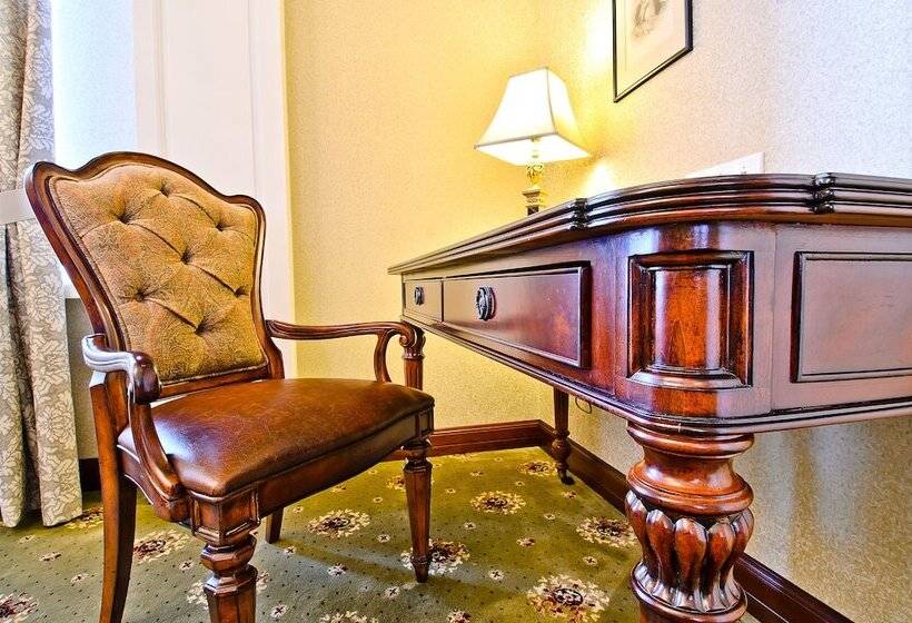 سوییت اجرایی, Alfavito Kyiv