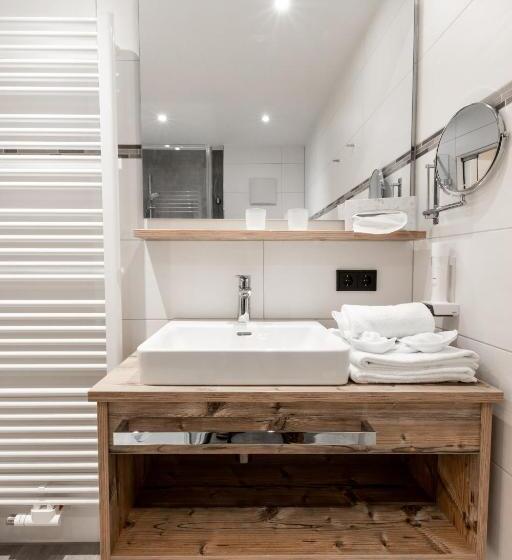 غرفة كلاسيكية, Alte Krone