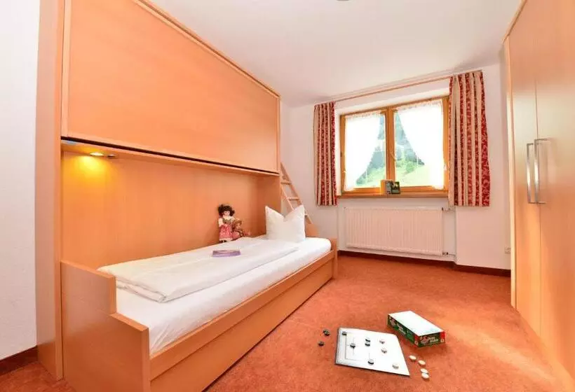 Suite, Alte Krone