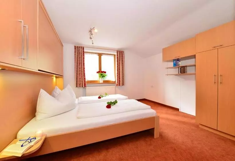 Suite, Alte Krone