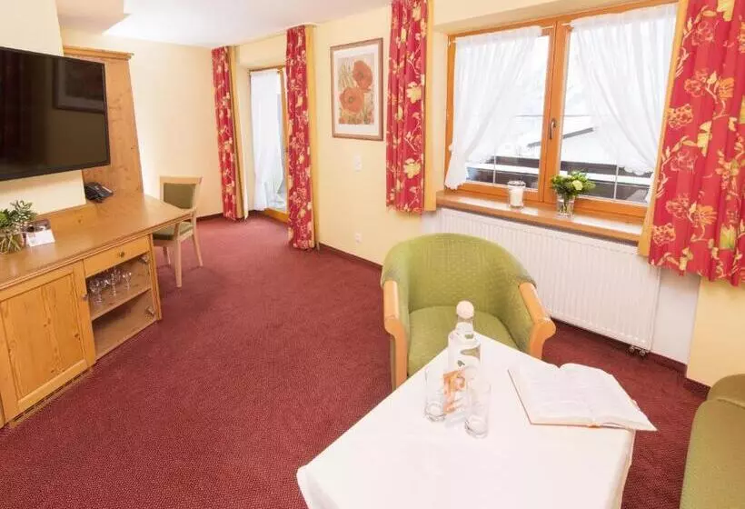 Suite, Alte Krone